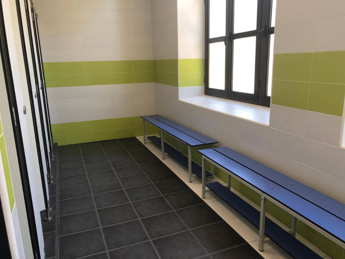 Tres Estrellas Cami De Sirga 梅基嫩萨 外观 照片